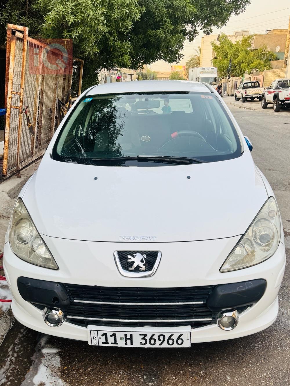 بيجو 307